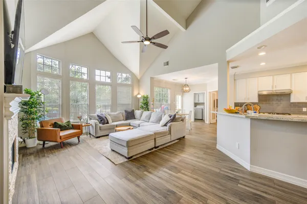 $4,700 | 5318 Pebble Way Lane, Houston, TX 77041