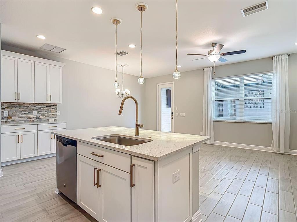 12538 Rangeland Boulevard Odessa, FL 33556 - Photo 13 of 60