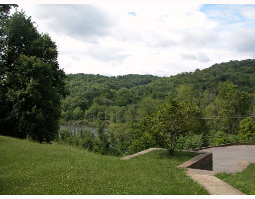 899 Prospect Road Evans City, PA 16033 - Photo 18 of 18 View.