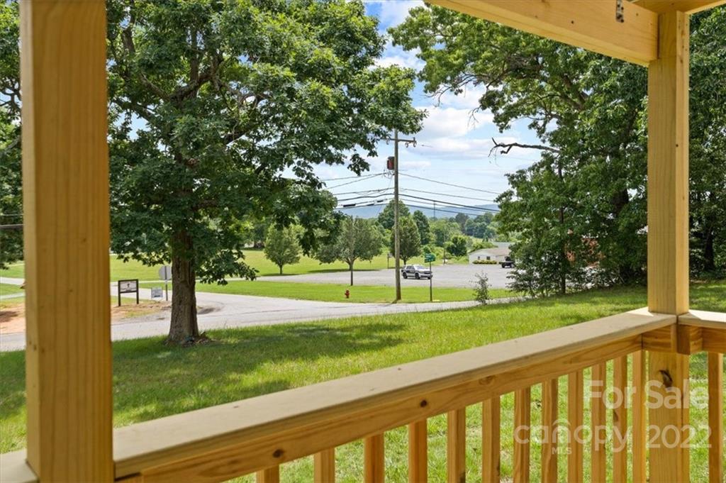407 Black Oak Ridge Road Taylorsville, NC 28681 - Photo 9 of 34 Gallery Image 9