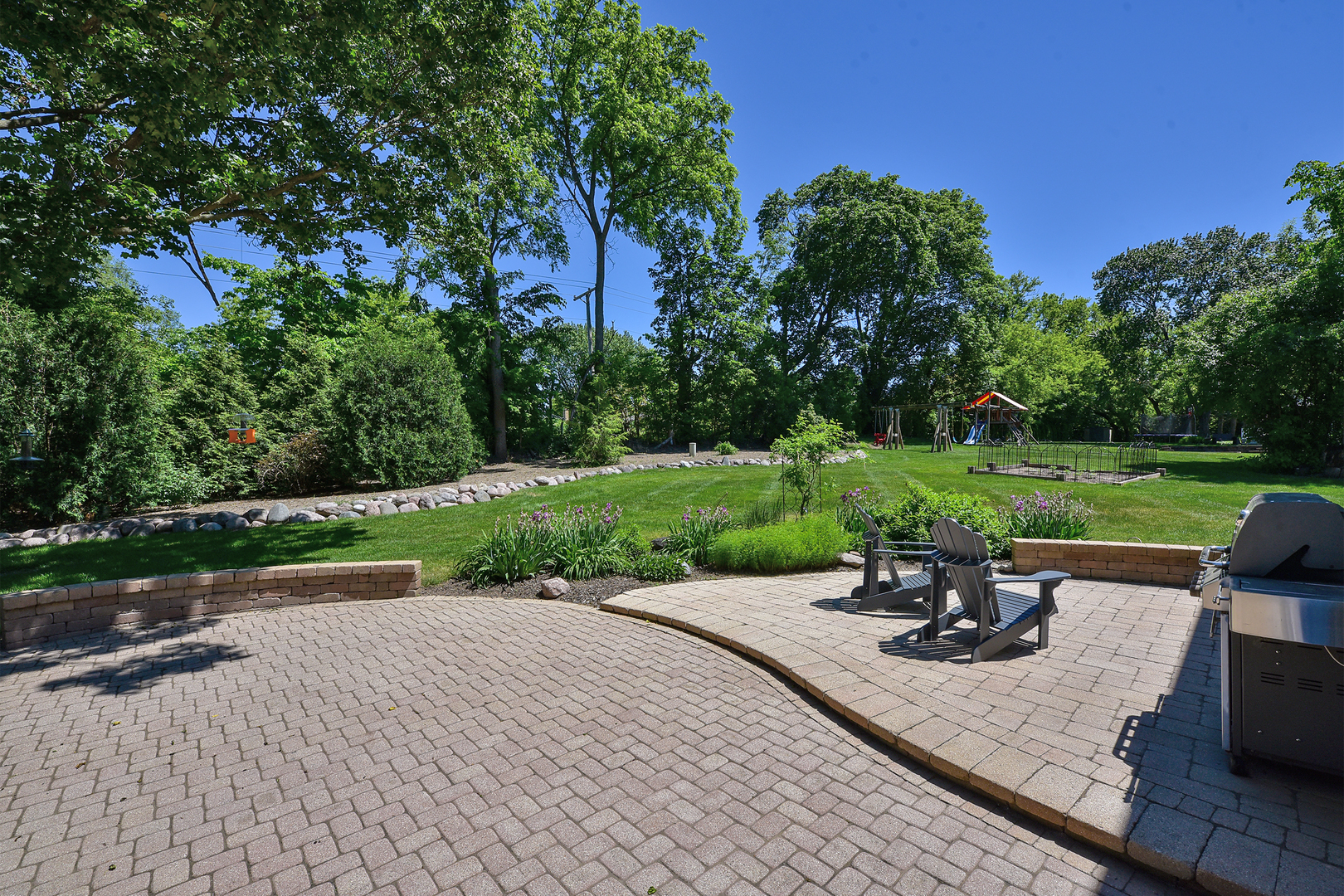 381 Grayfriars Lane Inverness, IL 60067 - Photo 31 of 37