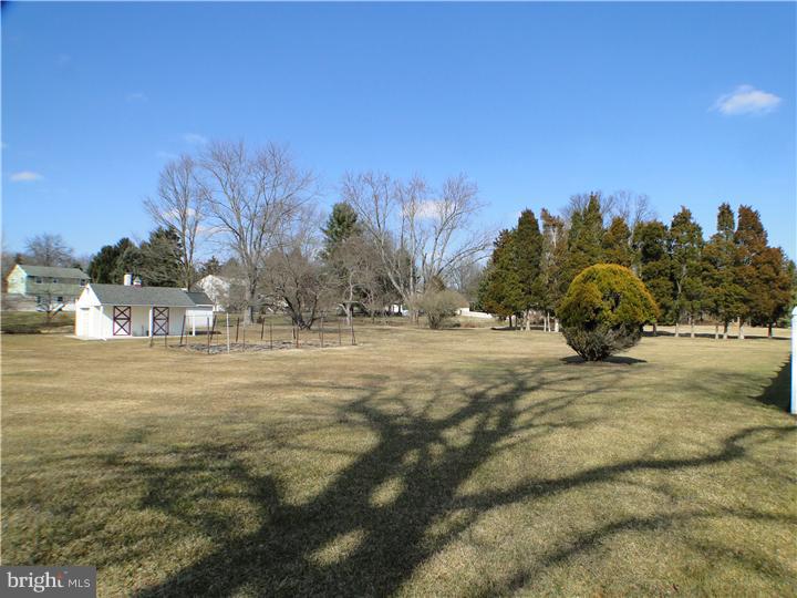 1161 Rittenhouse Road Audubon, PA 19403 - Photo 22 of 25