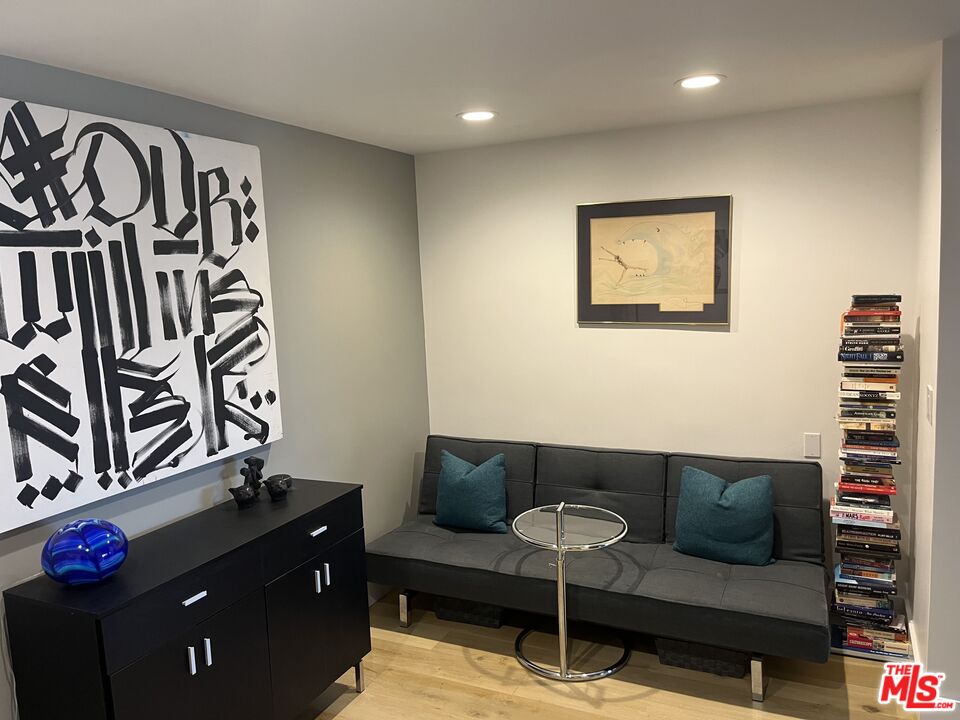 723 Palisades Beach Road, Unit 211 Santa Monica, CA 90402 - Photo 20 of 30 a living room with furniture