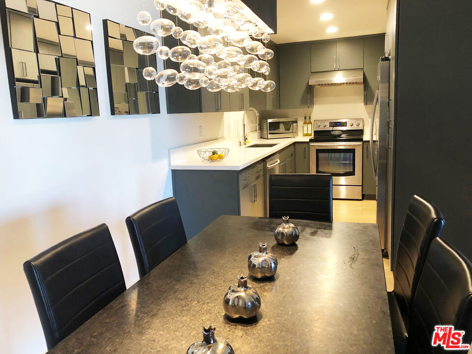 723 Palisades Beach Road, Unit 211 Santa Monica, CA 90402 - Photo 9 of 30