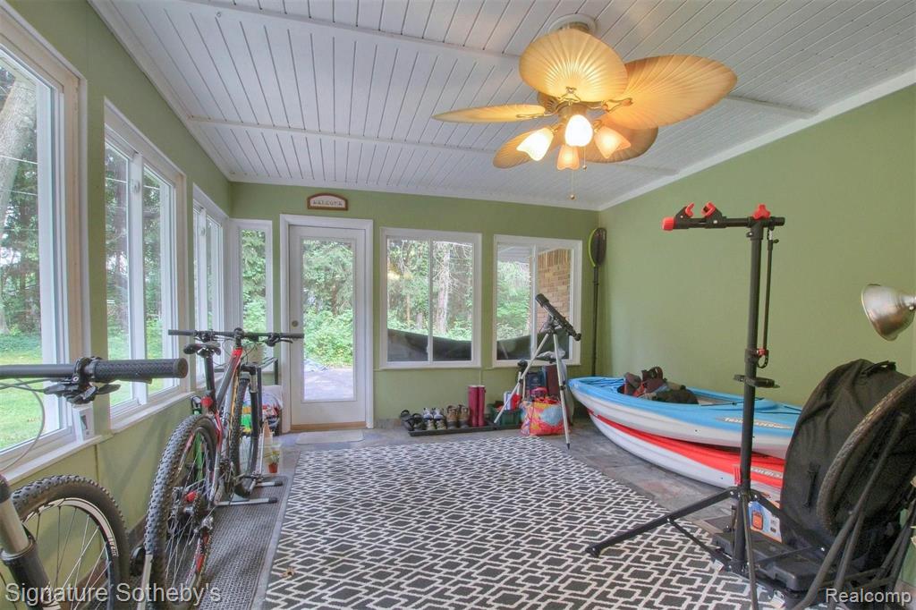 1731 Lone Pine Road Bloomfield Hills, MI 48302 - Photo 17 of 38