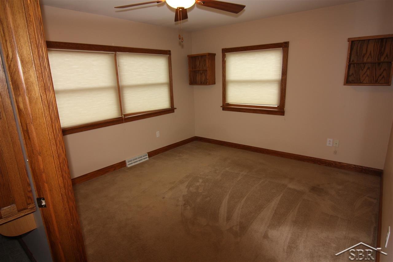 4520 Peet Road Chesaning, MI 48616 - Photo 6 of 24 31272749-6.JPG