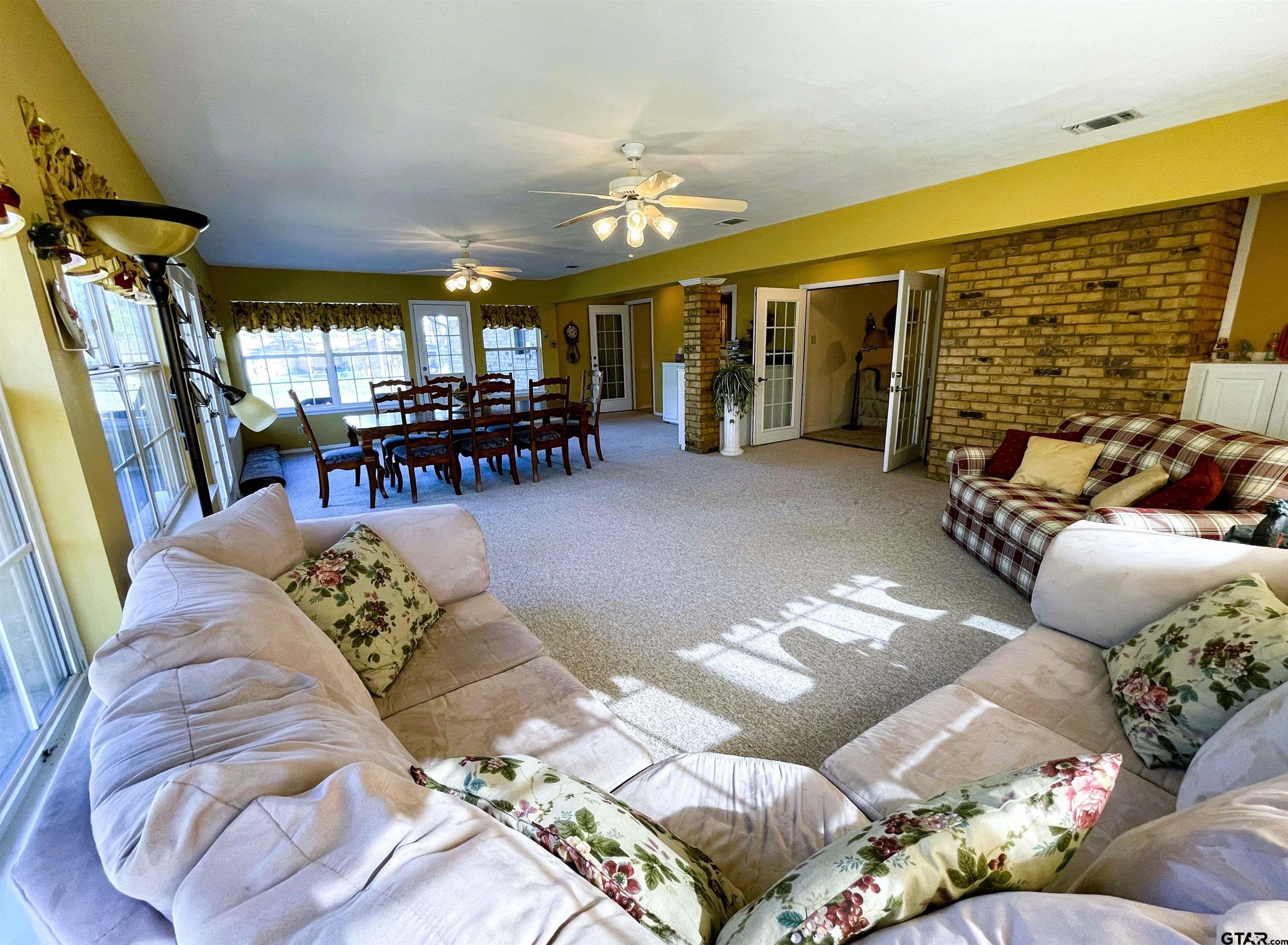 14264 Valleyview Ridge Tyler, TX 75709 - Photo 14 of 38 Gallery Image 14