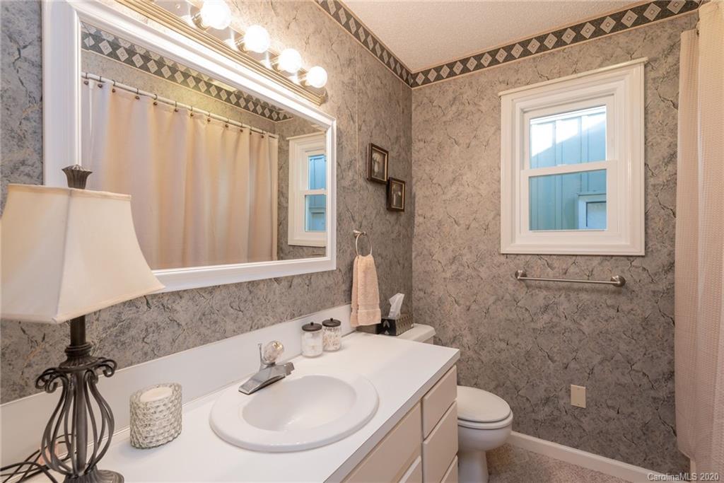 6646 Harbor Lane Conover, NC 28613 - Photo 30 of 44 Gallery Image 30