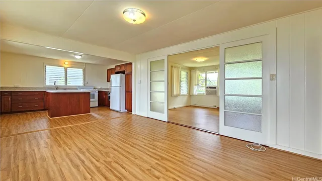 $3,000 | 615 22nd Avenue, Honolulu, HI 96816