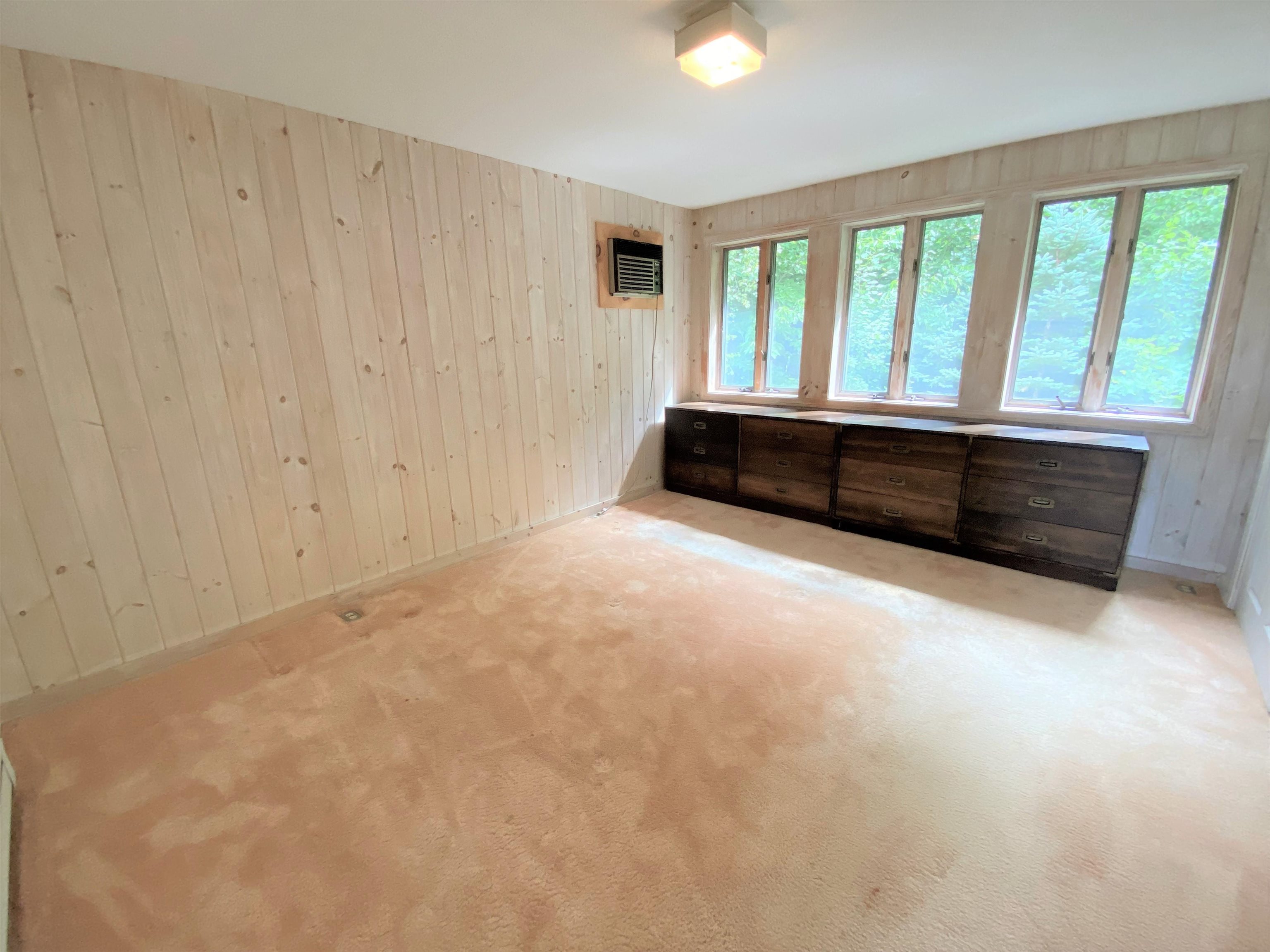 224 Chester Arthur Road Hartford, VT 05059 - Photo 30 of 36 Gallery Image 30
