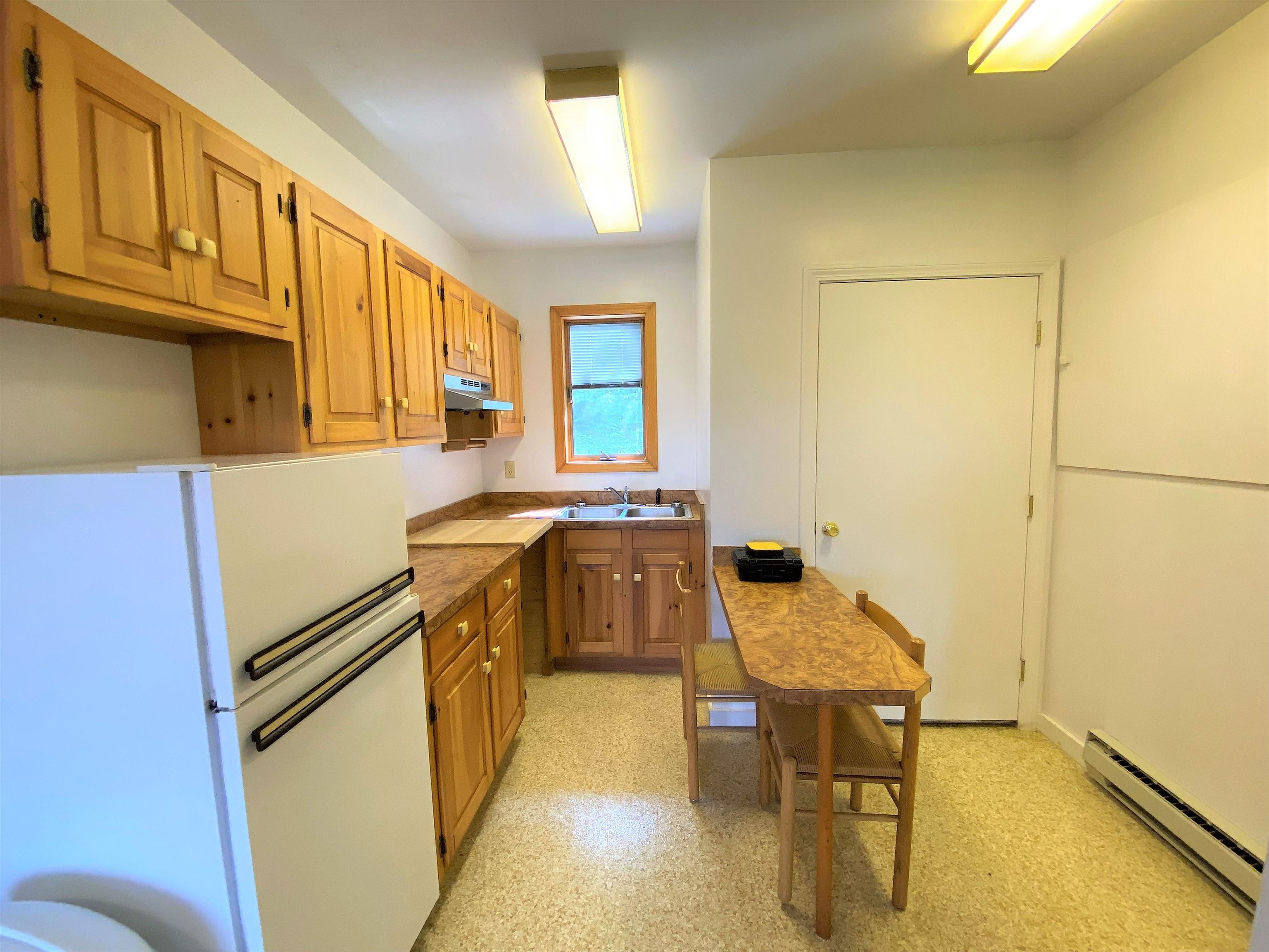 224 Chester Arthur Road Hartford, VT 05059 - Photo 5 of 36 Gallery Image 5