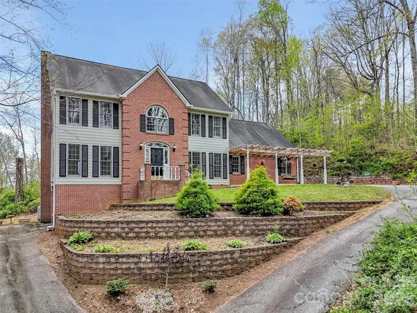 $599,000 | 29 Tillman Road, Lake Junaluska, NC 28745