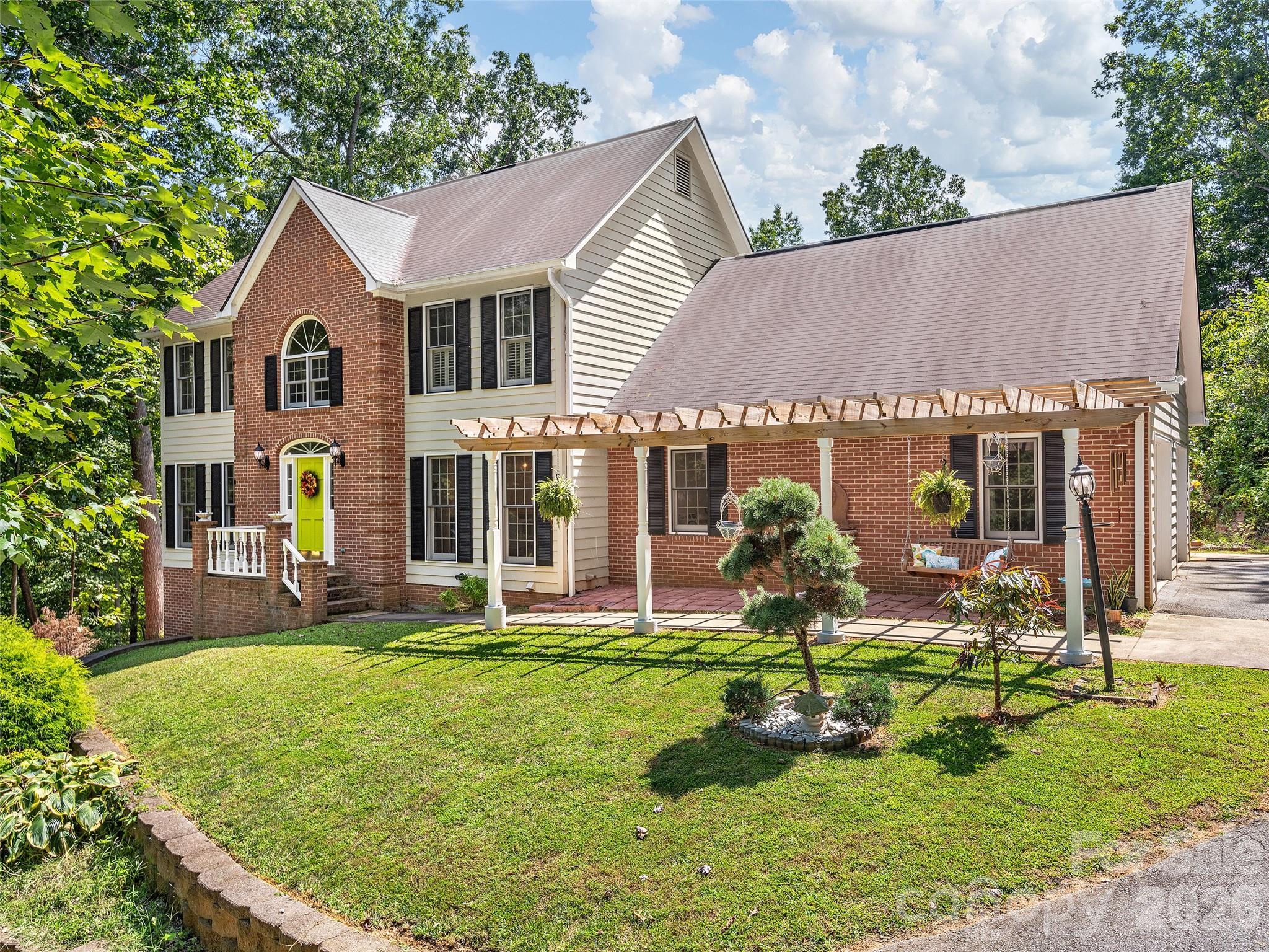 29 Tillman Road Lake Junaluska, NC 28745 - Photo 2 of 39