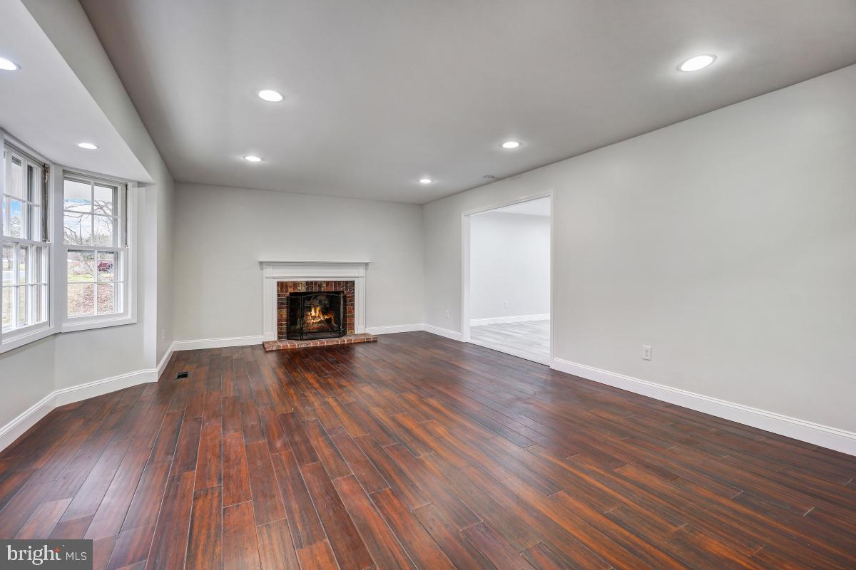 8807 Gramercy Lane Laurel, MD 20708 - Photo 5 of 69 Gallery Image 5
