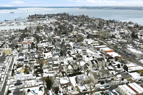 $499,000 | 152 Tier Street, Unit 206B | City Island