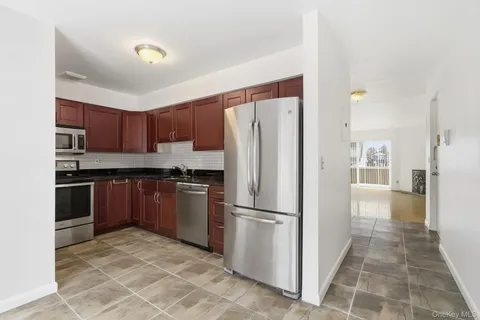 $499,000 | 152 Tier Street, Unit 206B | City Island