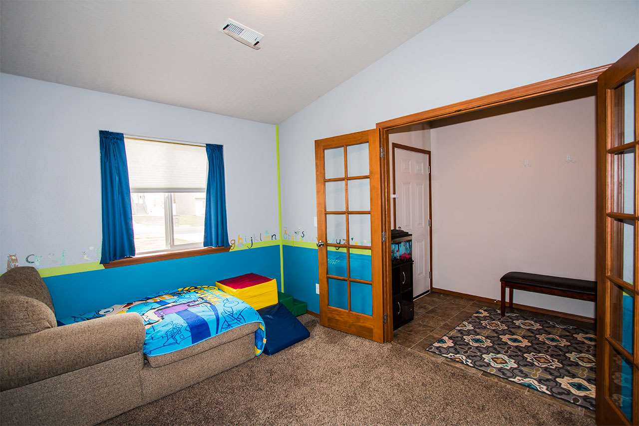 814 East Silver Pine Road Colbert, WA 99005 - Photo 7 of 20