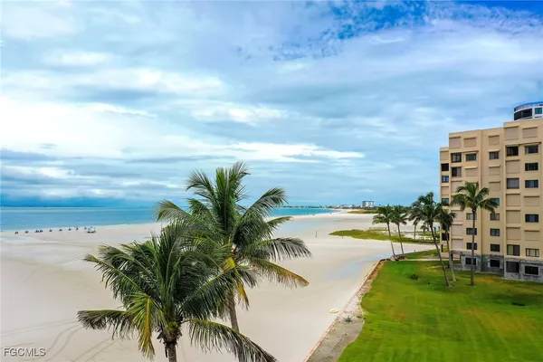 $825,000 | 6670 Estero Boulevard, Unit A604, Fort Myers Beach, FL 33931