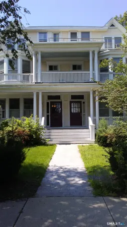 $1,800 | 382 Whitney Avenue, New Haven, CT 06511