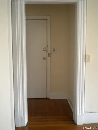 $1,800 | 382 Whitney Avenue, New Haven, CT 06511