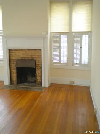 $1,800 | 382 Whitney Avenue, New Haven, CT 06511