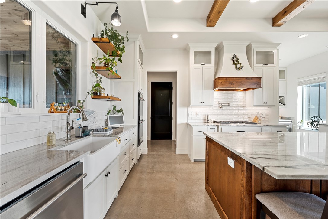 353 Willow Moon Ranch Crawford, TX 76638 - Photo 8 of 54