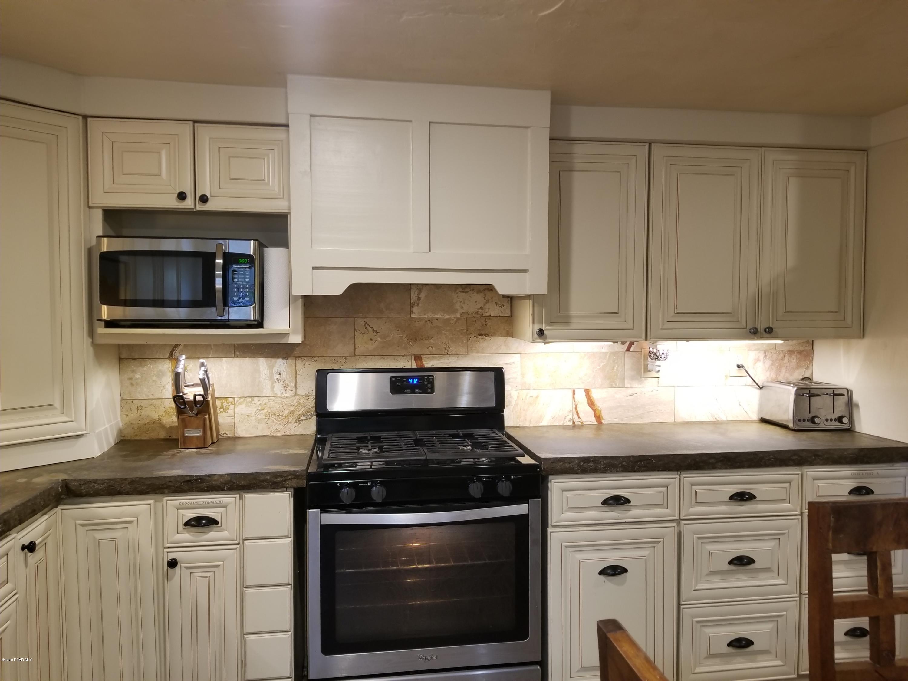 12380 Copper Basin Road Prescott, AZ 86305 - Photo 4 of 15 20181110_091037