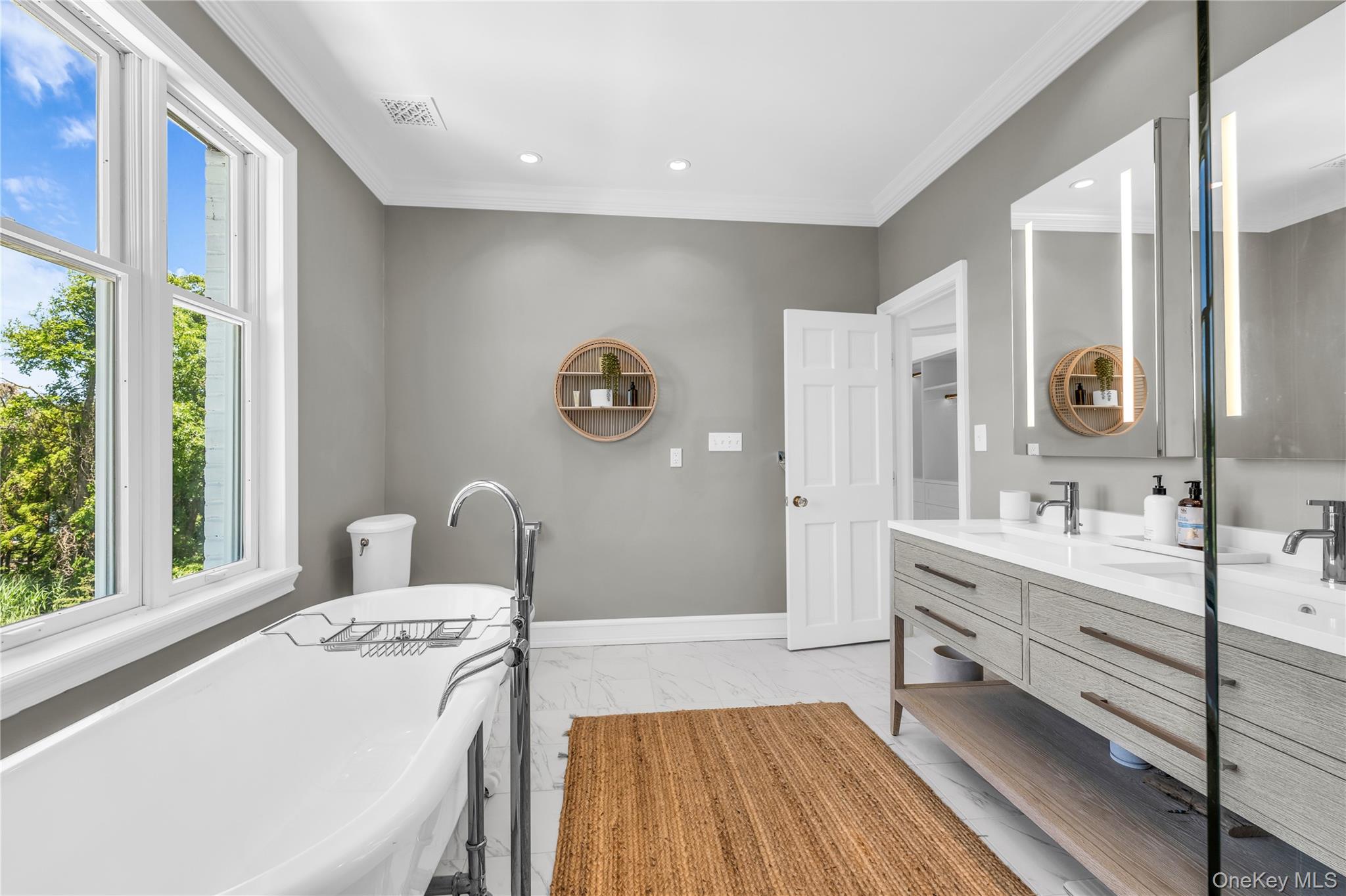68 South Howells Point Road Bellport, NY 11713 - Photo 32 of 47