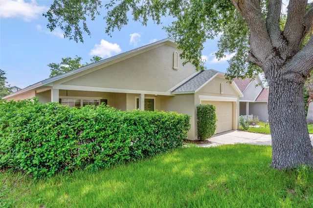 $330,000 | 2081 Newtown Road, Groveland, FL 34736