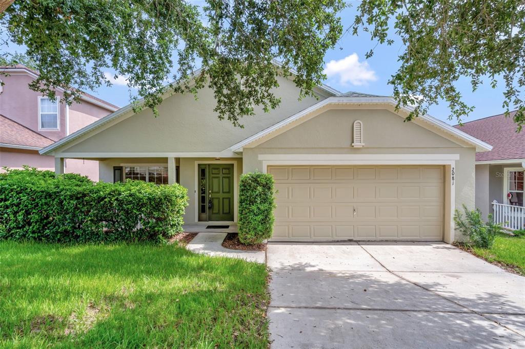 2081 Newtown Road Groveland, FL 34736 - Photo 3 of 20