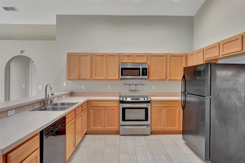 2081 Newtown Road Groveland, FL 34736 - Photo 8 of 20