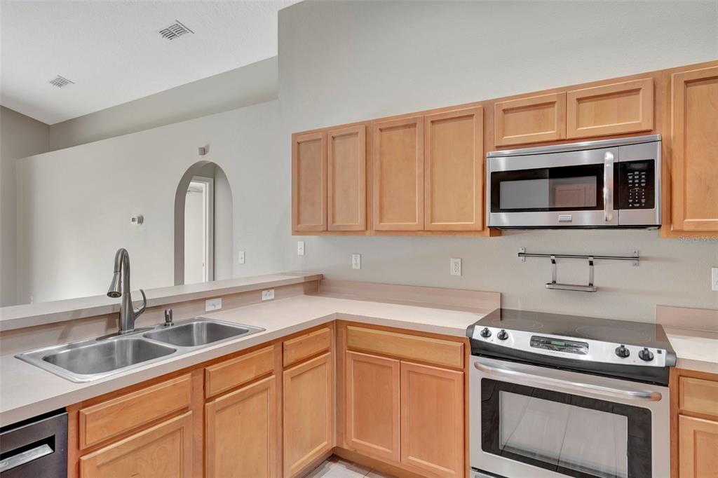 2081 Newtown Road Groveland, FL 34736 - Photo 9 of 20