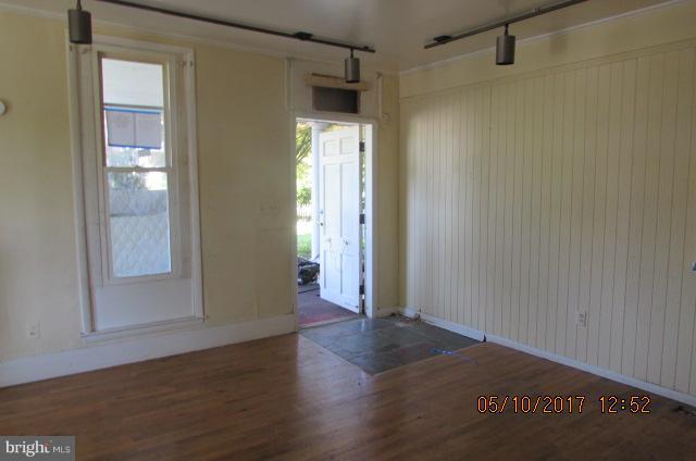 6201 York Road Baltimore, MD 21212 - Photo 4 of 13 Interior (General)