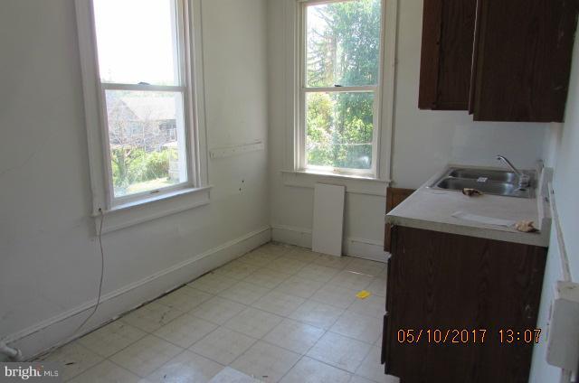 6201 York Road Baltimore, MD 21212 - Photo 9 of 13 Interior (General)