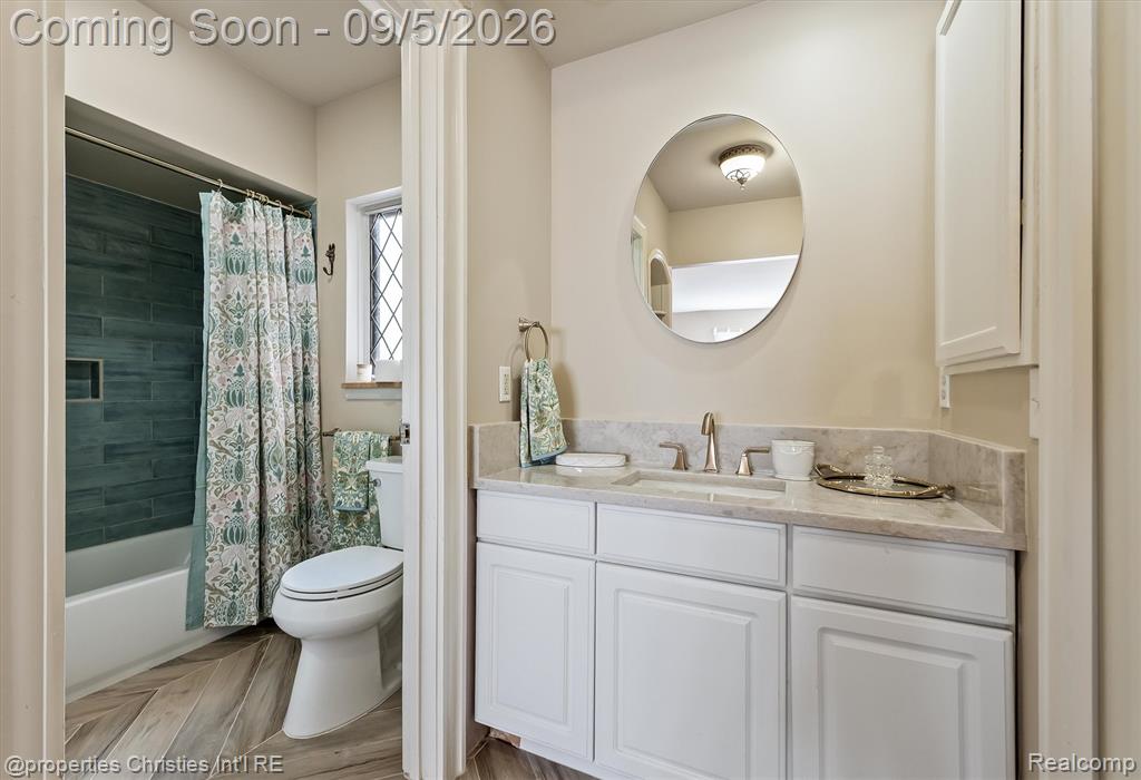 1540 Mill Race Road Rochester Hills, MI 48306 - Photo 72 of 99 Gallery Image 72