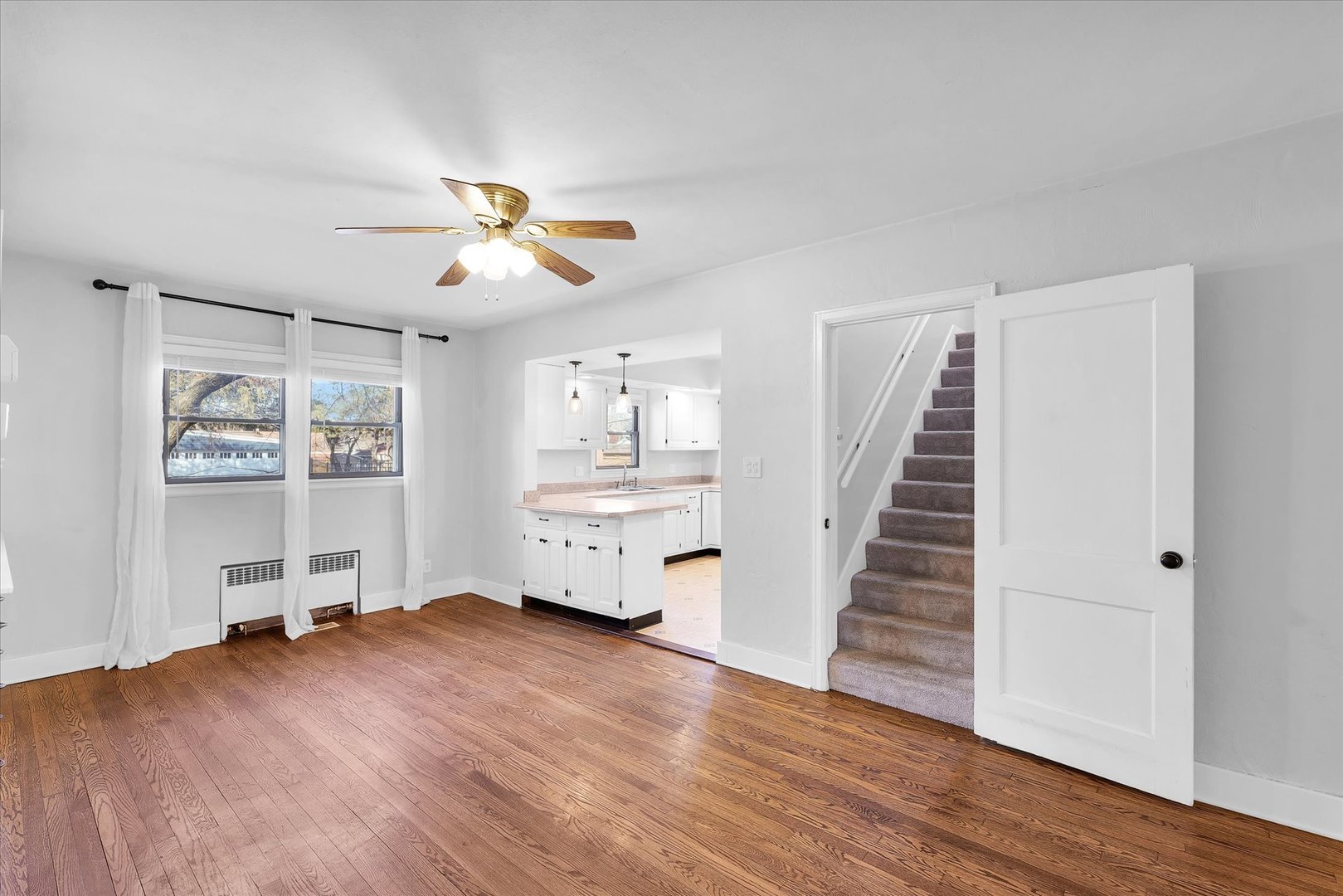 1110 West Healey Street Champaign, IL 61821 - Photo 11 of 37 Gallery Image 11