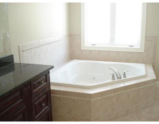 4 Groton Road Westford, MA 01886 - Photo 13 of 20 Gallery Image 13
