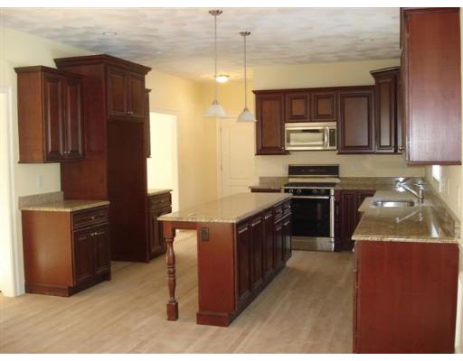 4 Groton Road Westford, MA 01886 - Photo 7 of 20 Gallery Image 7