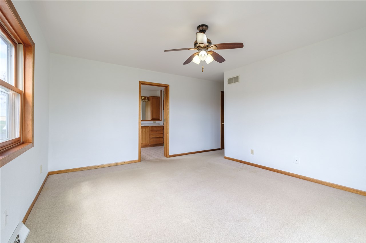 9446 North Adeline Road Leaf River, IL 61047 - Photo 27 of 76 Gallery Image 27