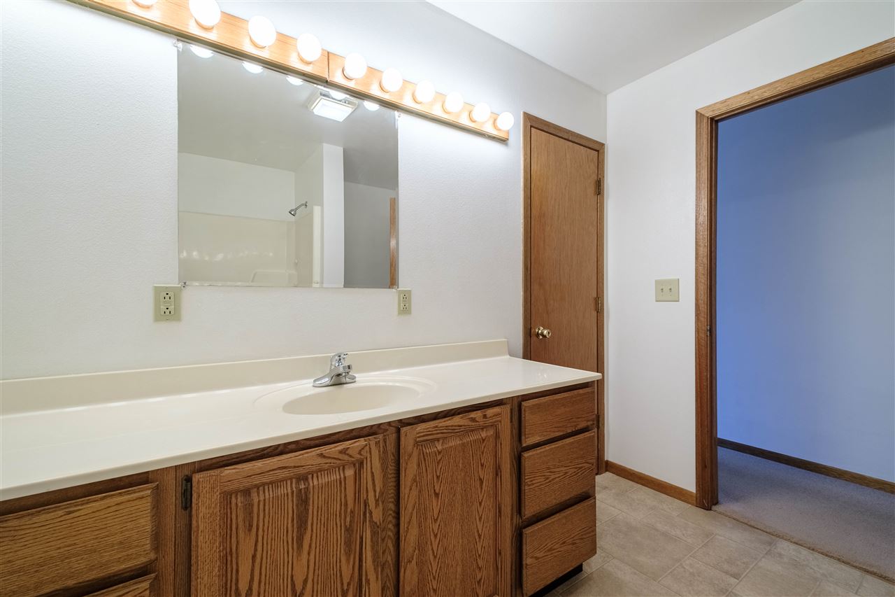 9446 North Adeline Road Leaf River, IL 61047 - Photo 33 of 76 Gallery Image 33