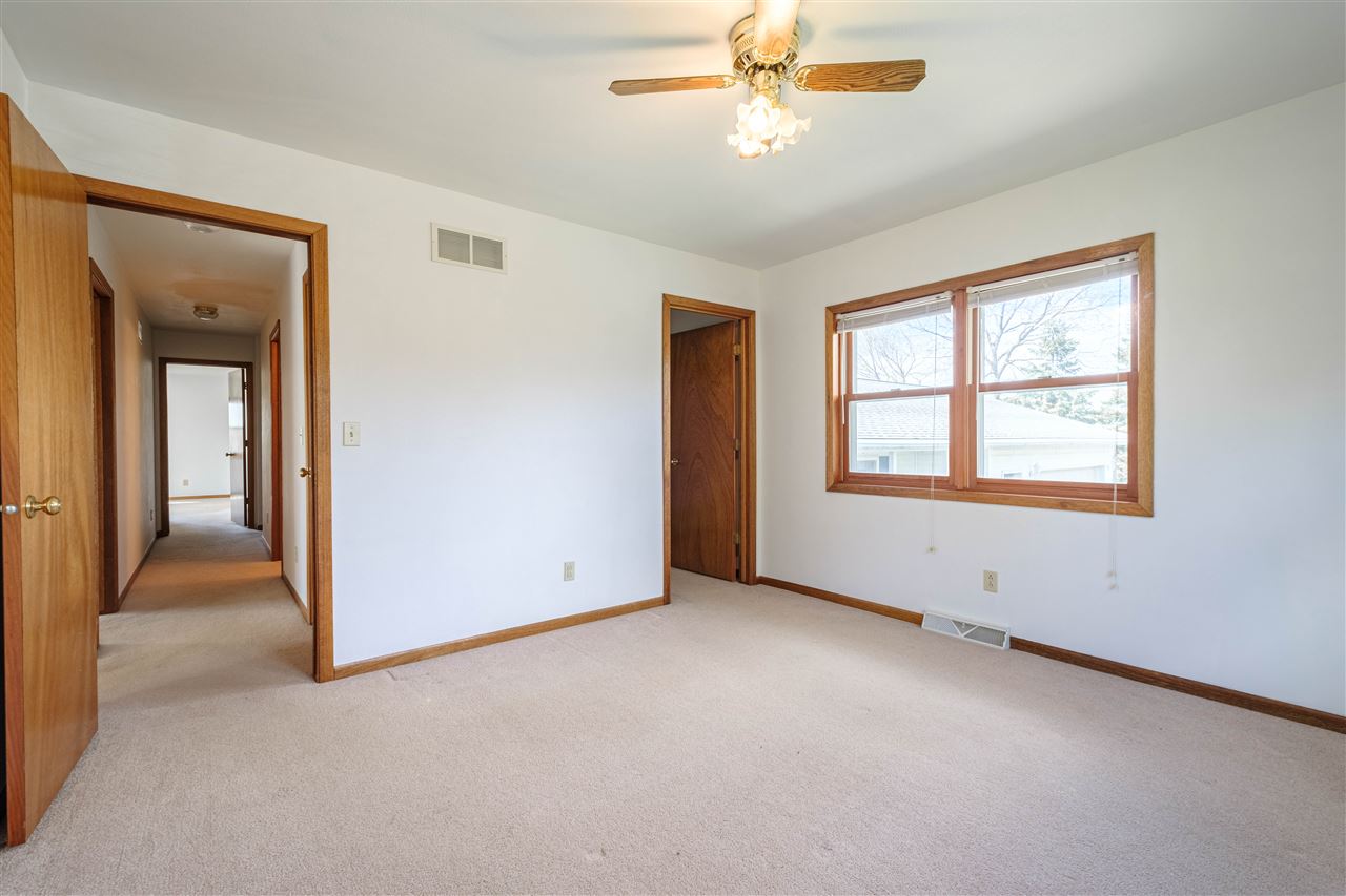 9446 North Adeline Road Leaf River, IL 61047 - Photo 41 of 76 Gallery Image 41
