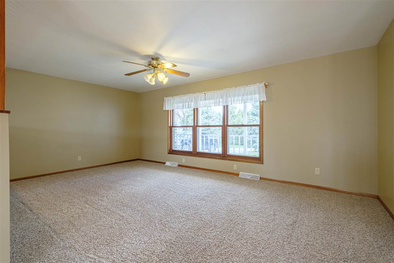9446 North Adeline Road Leaf River, IL 61047 - Photo 8 of 76 Gallery Image 8