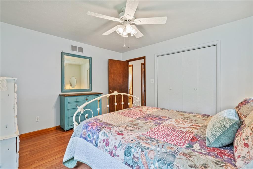 160 Cain Road Clinton, PA 15026 - Photo 15 of 34 Gallery Image 15