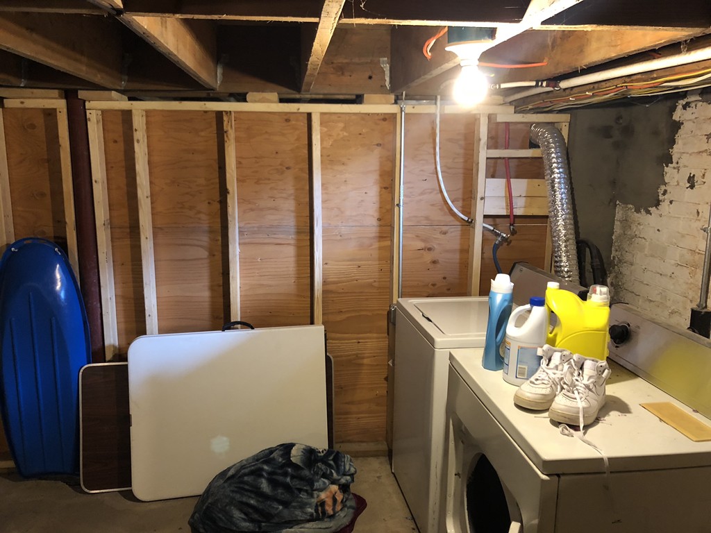 25 King Street Springfield, MA 01109 - Photo 8 of 9