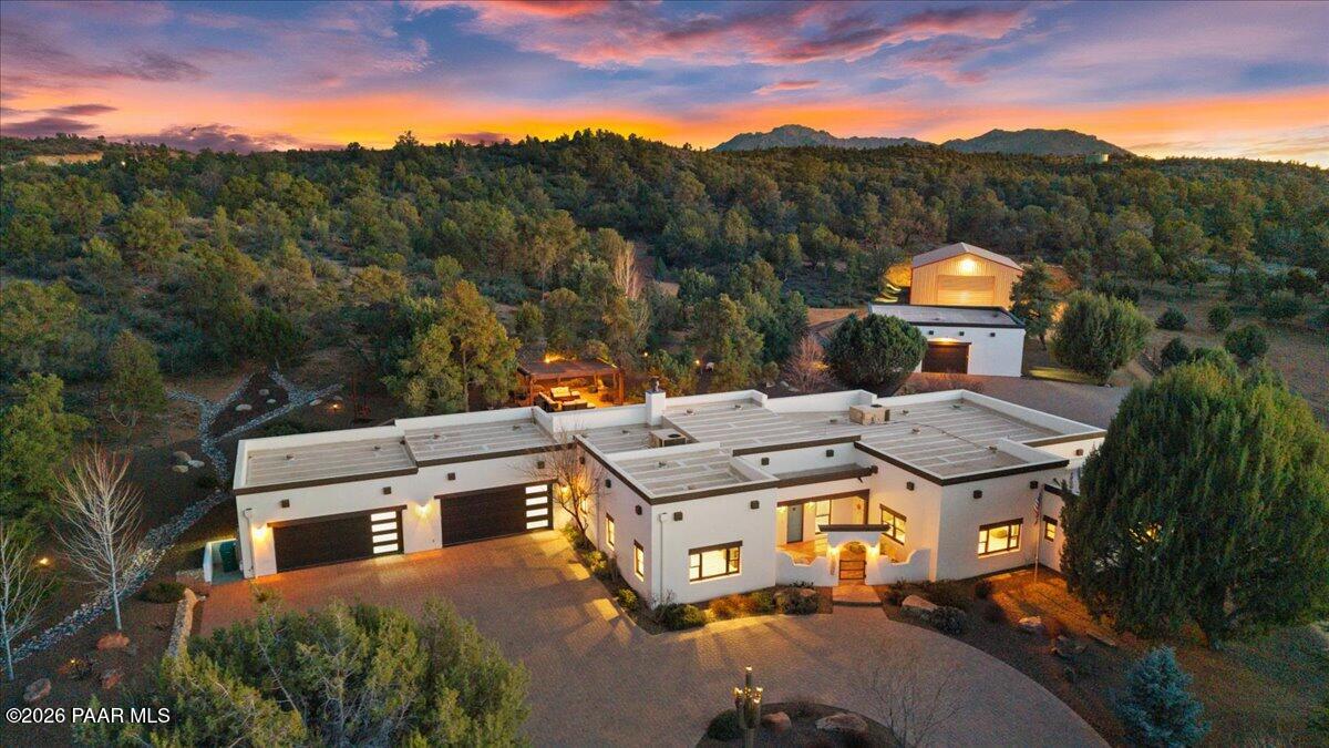 WELCOME HOME!