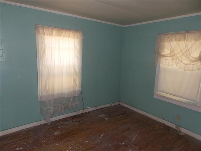 215 Depot Street Burgin, KY 40310 - Photo 5 of 10 Photo 5