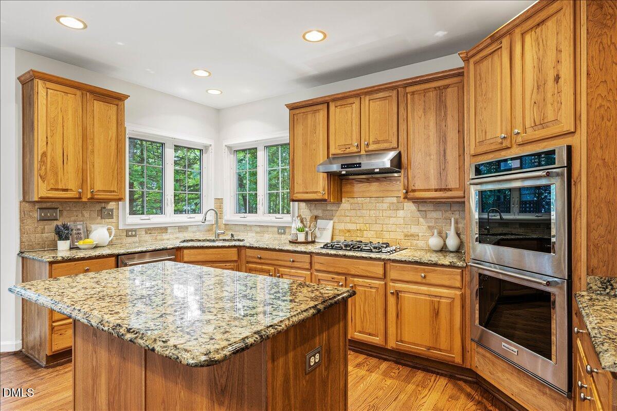 10600 Charlesgate Court Raleigh, NC 27614 - Photo 16 of 47 Double window over the sink