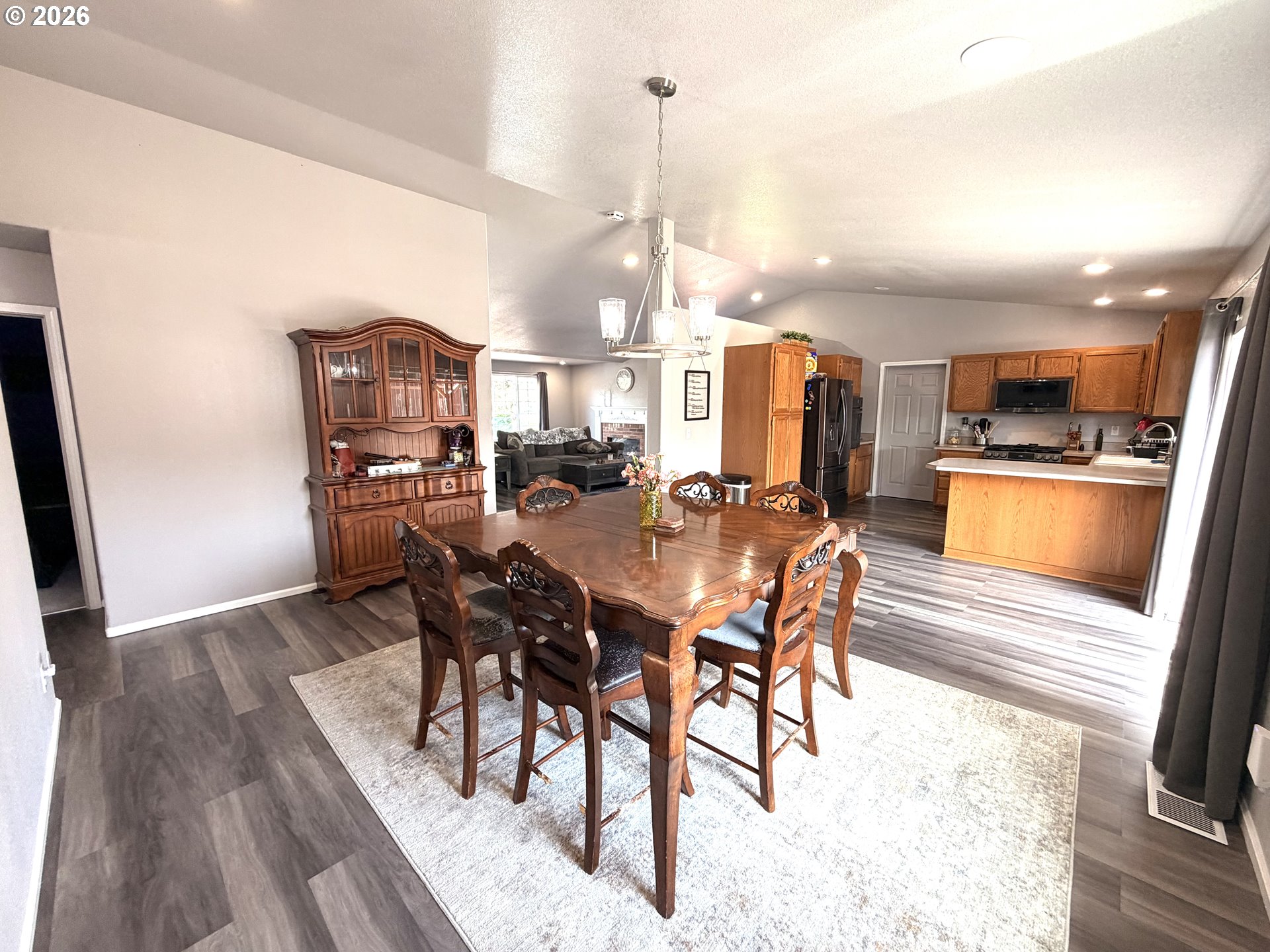 2273 Eagle Loop Sutherlin, OR 97479 - Photo 11 of 39