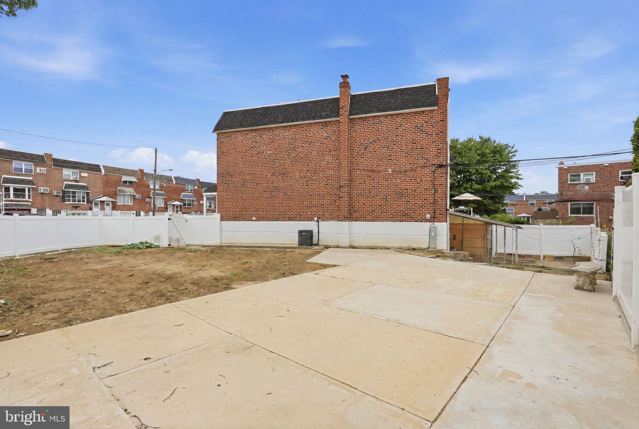 3811 Salina Road Philadelphia, PA 19154 - Photo 39 of 48 Spacious backyard ready for your vision.
