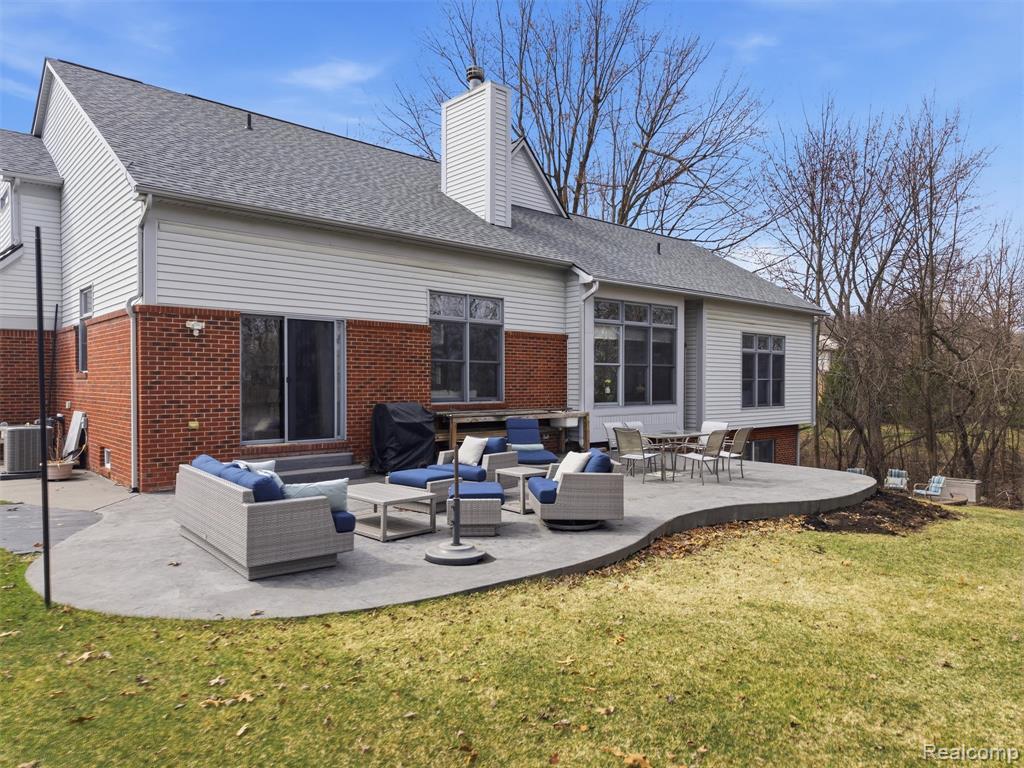 1160 Indianpipe Road Lake Orion, MI 48360 - Photo 43 of 55 Gallery Image 43